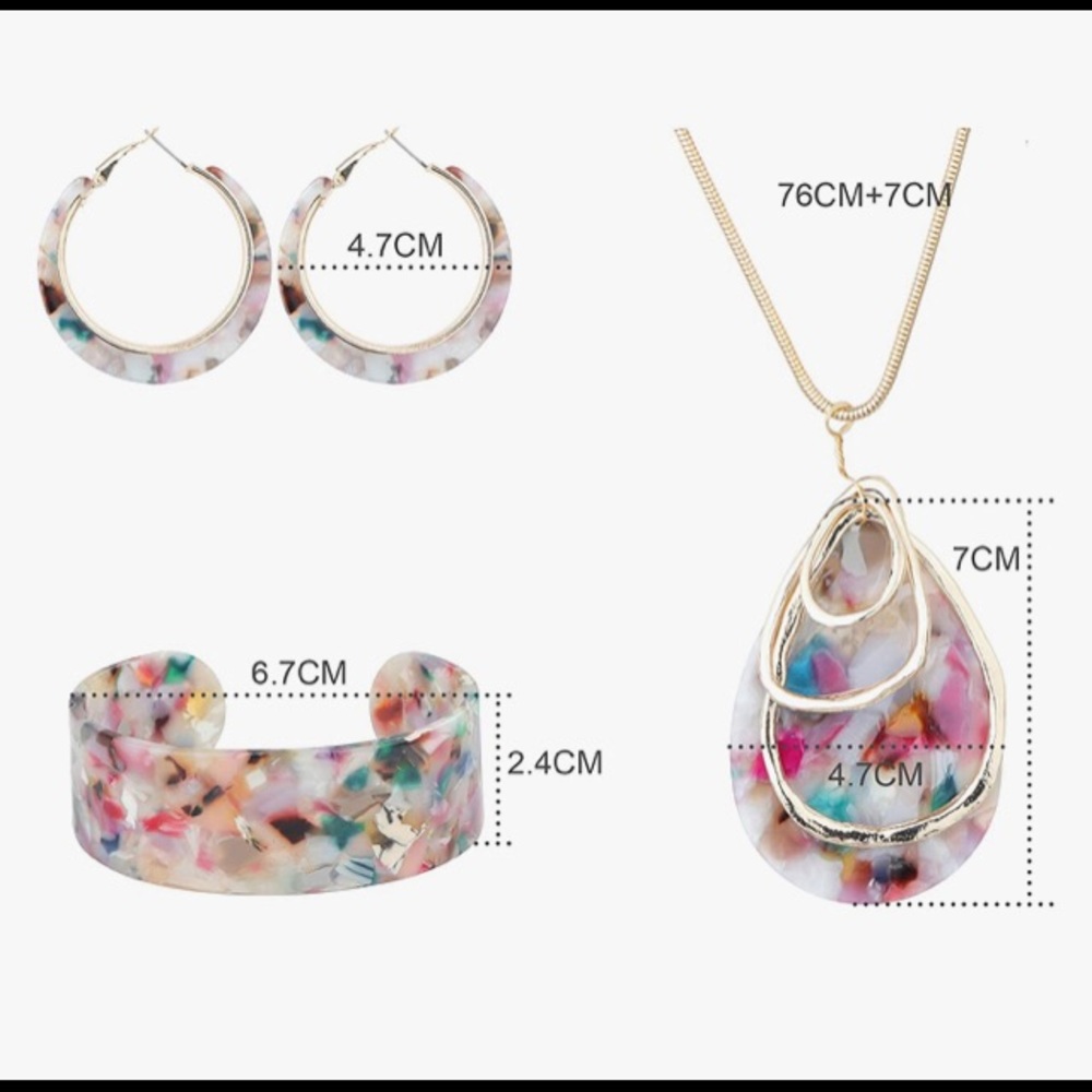 Elegant Multicolor necklace set on a white bass